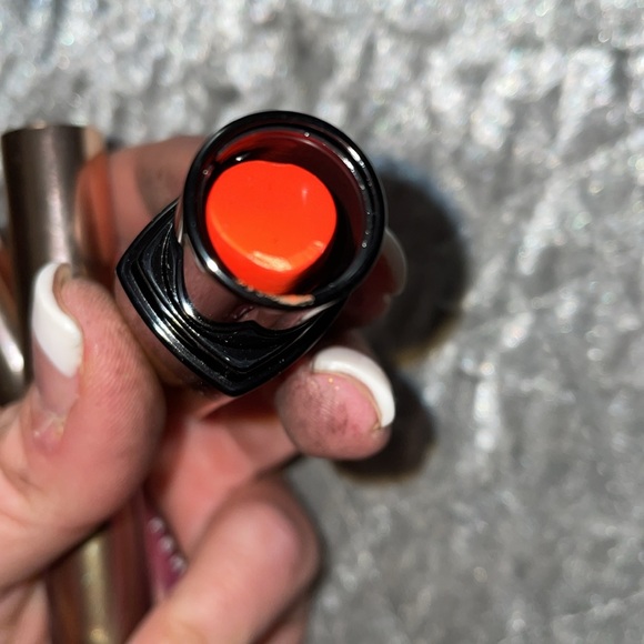 Bobbi Brown Bundle - Highlighting Powder -28 oz., Blush, and Lux Lip Color. - Picture 4 of 4